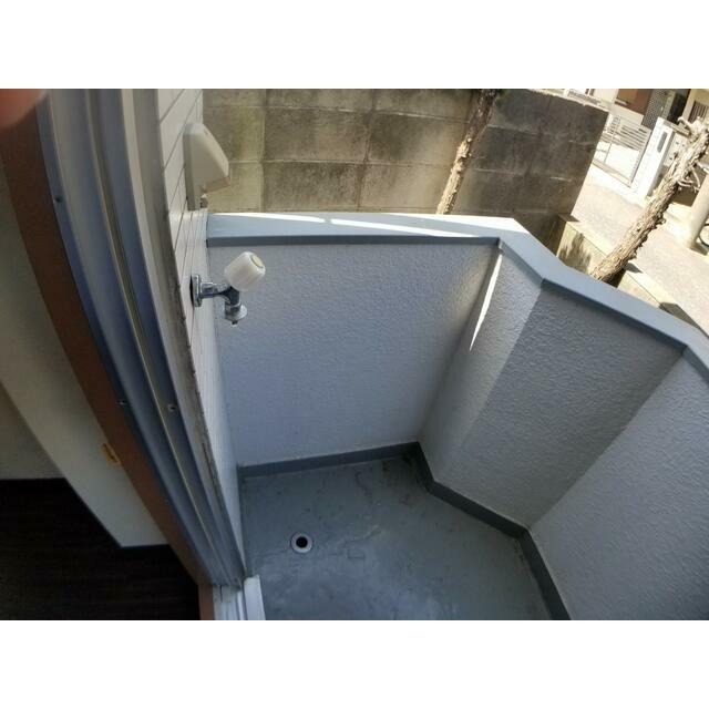 バルコニー　同物件別部屋