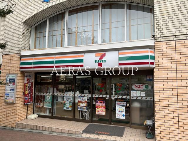 コンビニ　セブン-イレブン 横浜中華街朱雀門店（コンビニ）まで313m