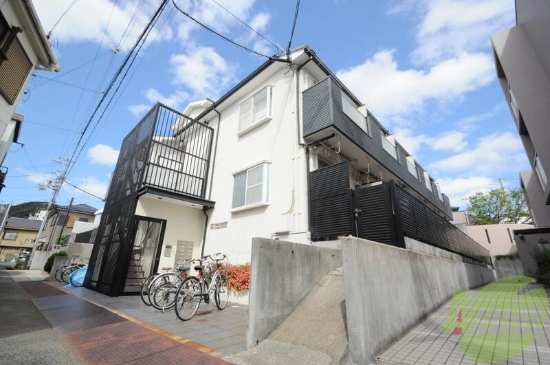 建物外観　東向き中心の建物です