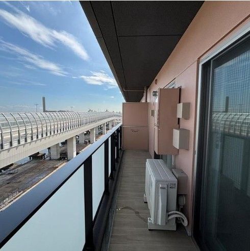 バルコニー　バルコニーからの眺めを楽しみながら食事をしませんか