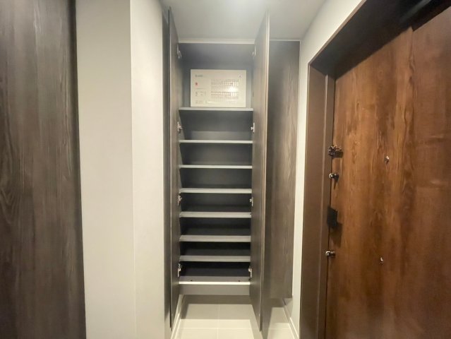 収納　シエリアタワー大阪堀江　シューズボックス