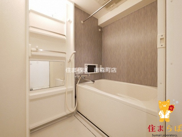 バス・シャワールーム　「見た目じゃなく、心に“しっくりくる”を大切に。」