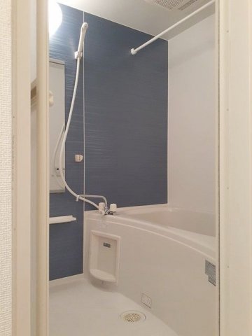 バス・シャワールーム　ゆったり過ごせるお風呂です