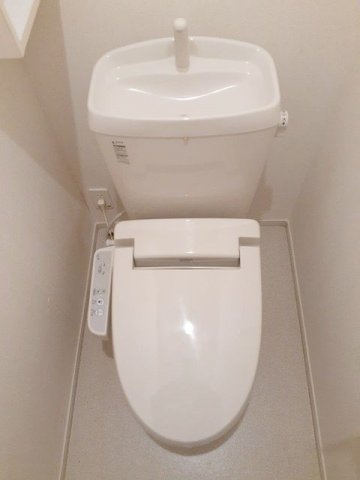 トイレ　コンパクトで使いやすいトイレです