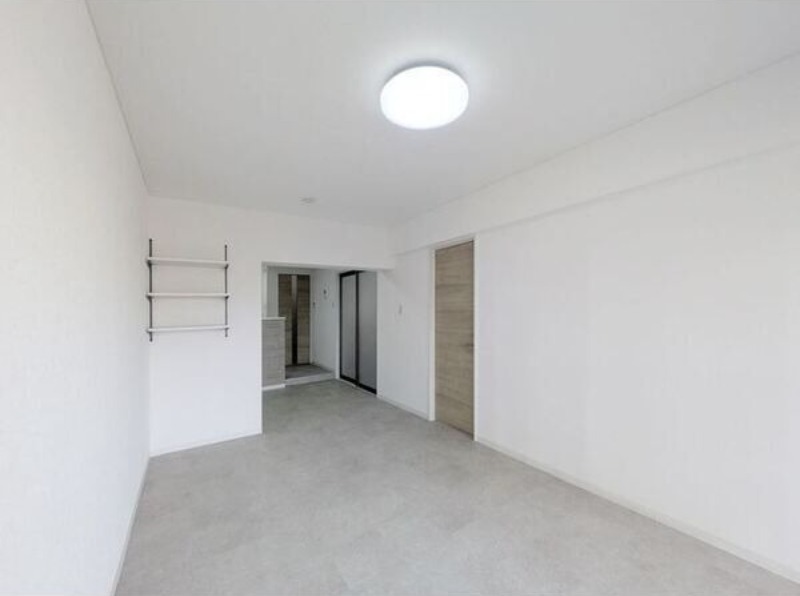 居室・リビング　図面と現状に相違がある場合には現状を優先