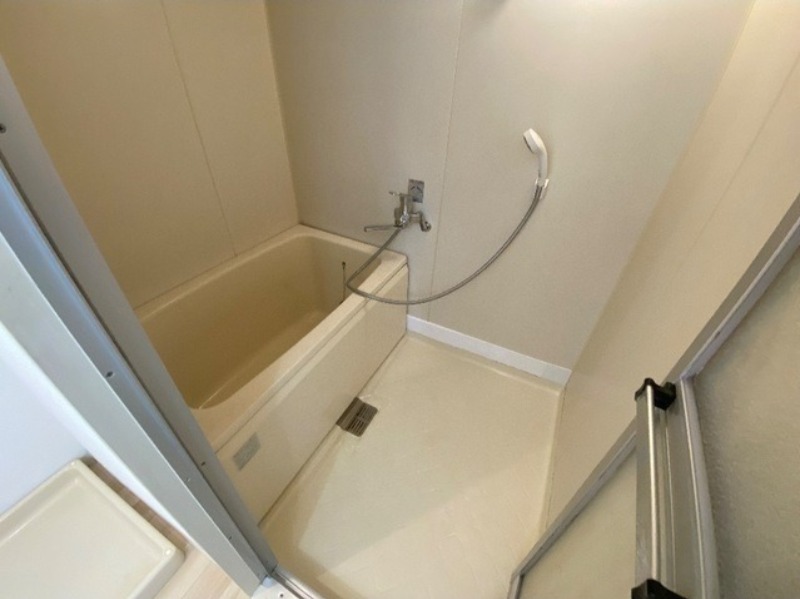 バス・シャワールーム　図面と現状に相違がある場合には現状を優先