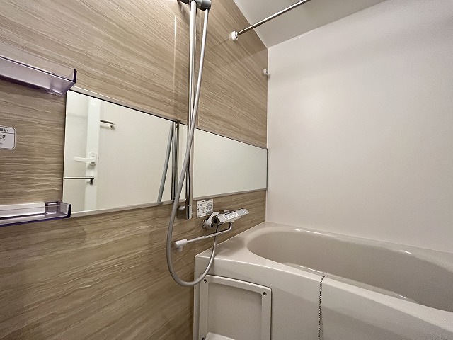 バス・シャワールーム　浴室