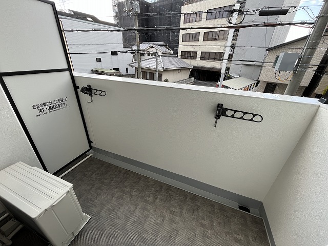 バルコニー　バルコニー