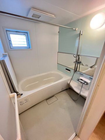 バス・シャワールーム　別号室の画像です。ご参考下さい