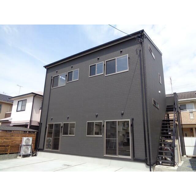 エントランス　建物外観