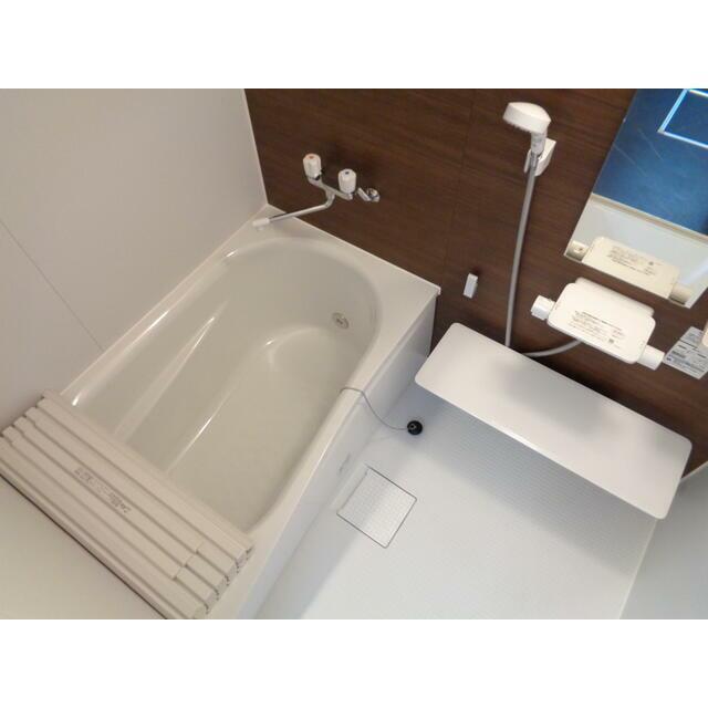 バス・シャワールーム　バスルーム