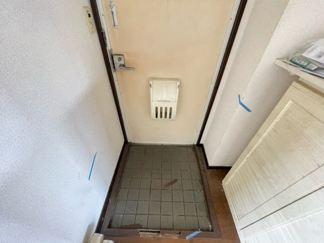 玄関　＊４０２号室の写真です。