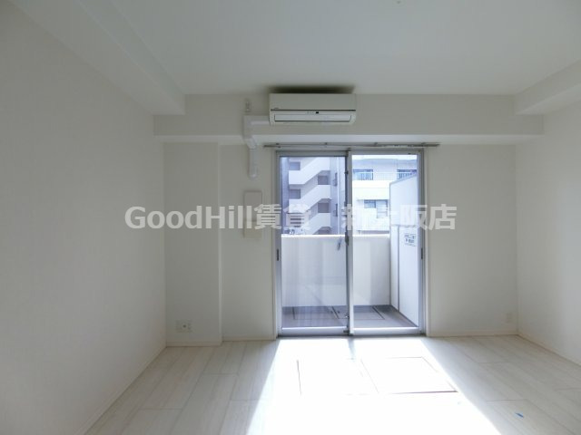 居室・リビング　スプランディッド新大阪DUE