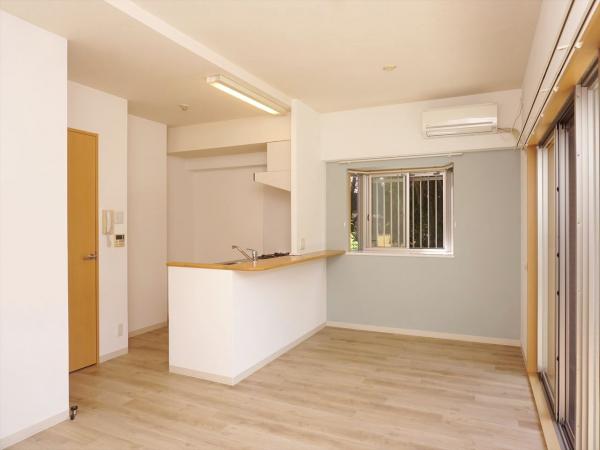 居室・リビング　内装