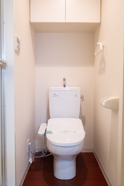 トイレ　落ち着いたトイレです