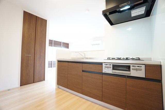 キッチン　※同物件・同タイプの写真です。