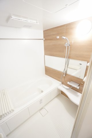 バス・シャワールーム　※同物件・同タイプの写真です。