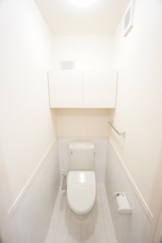 トイレ　※同物件・同タイプの写真です。