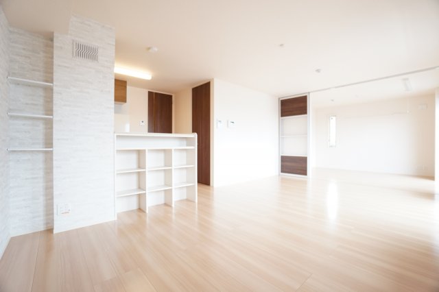 居室・リビング　※同物件・同タイプの写真です。