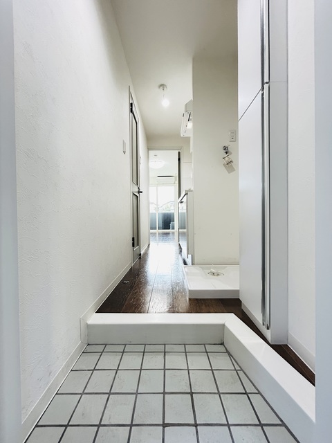 玄関　※１０１号室参考写真