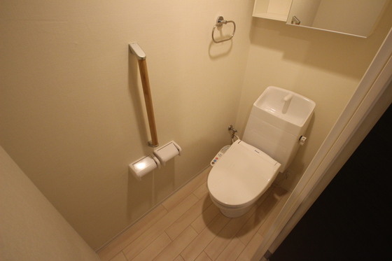 トイレ　※別部屋の写真です