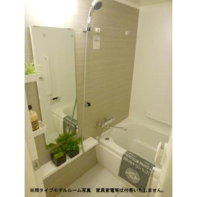 バス・シャワールーム　※写真は同タイプ住戸です。