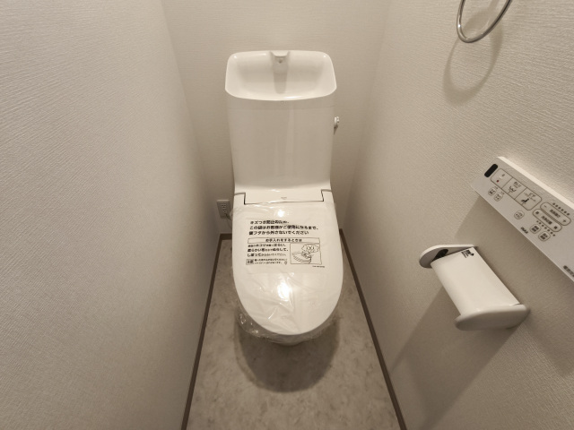 トイレ　イメージとなります。