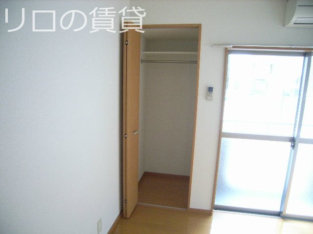 収納　同型タイプ