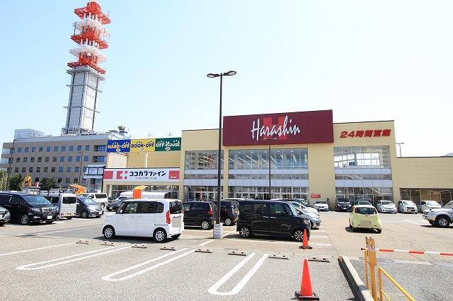 スーパー　原信南万代店（スーパー）まで857m