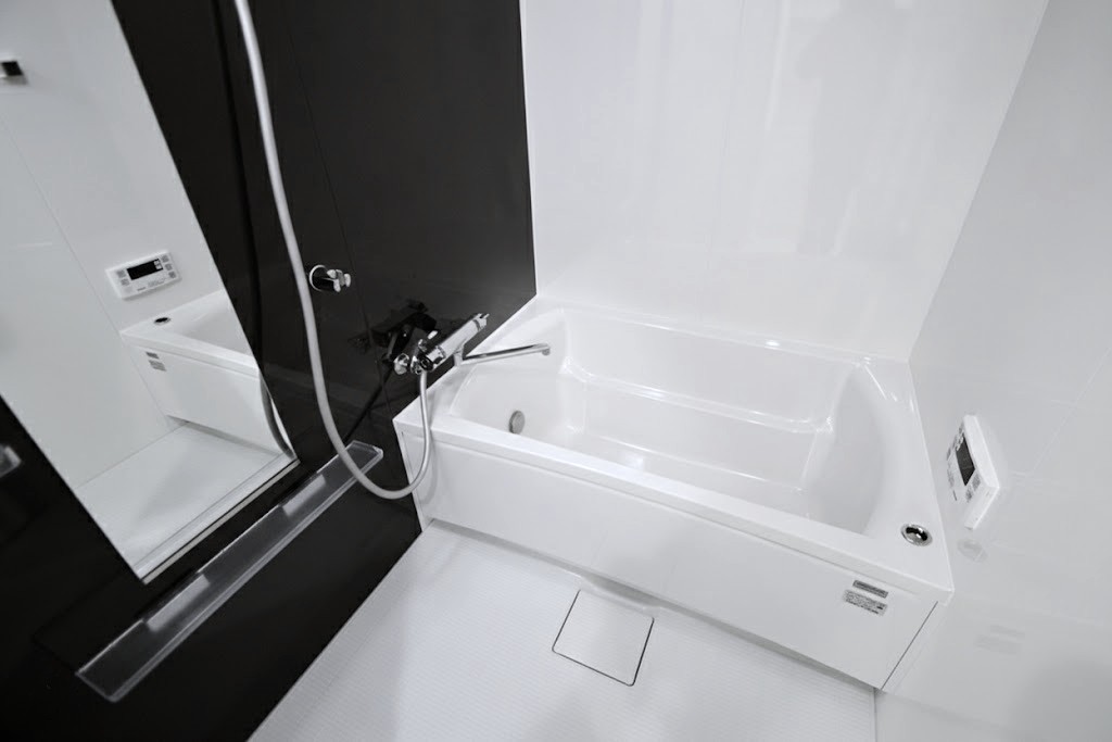 バス・シャワールーム　風呂