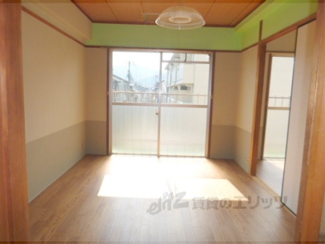 居室・リビング　洋室