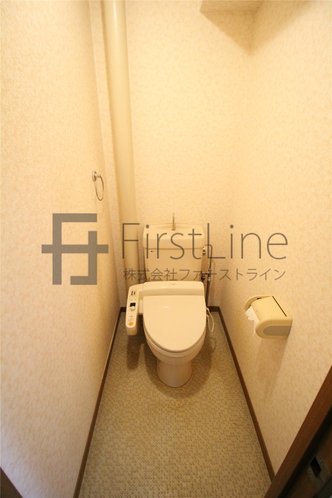 トイレ　※別号室の画像です