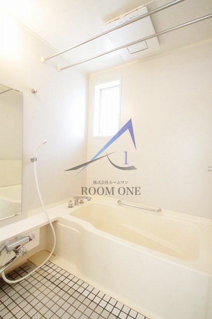 バス・シャワールーム　お風呂です。