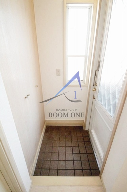 玄関　玄関です。