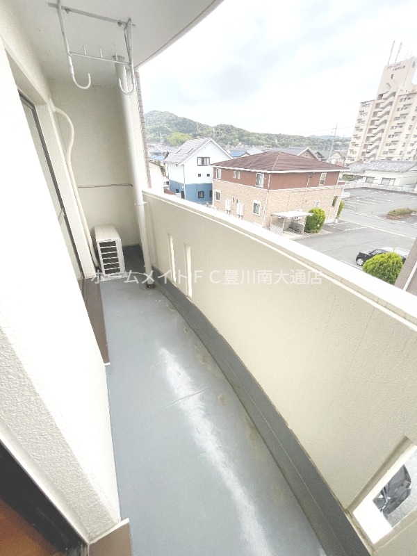 バルコニー　同型別部屋写真