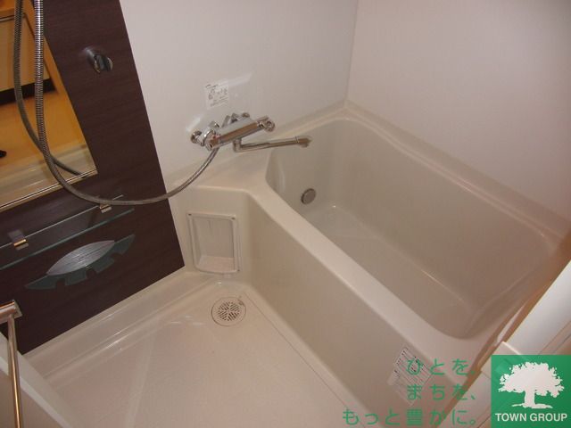 バス・シャワールーム　Dタイプ2012年1月撮影 同タイプ202号室の写真です。