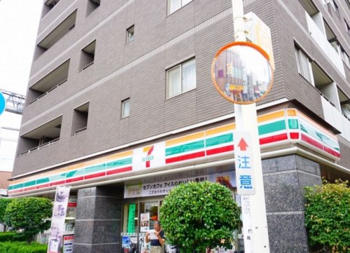 コンビニ　セブンイレブン 板橋赤塚新町2丁目店（コンビニ）まで523m
