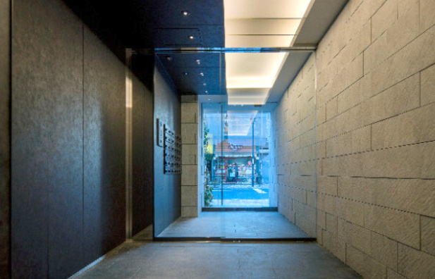 エントランス　SKT