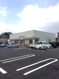 コンビニ　セブン－イレブン　松江西川津東店（コンビニ）まで383m