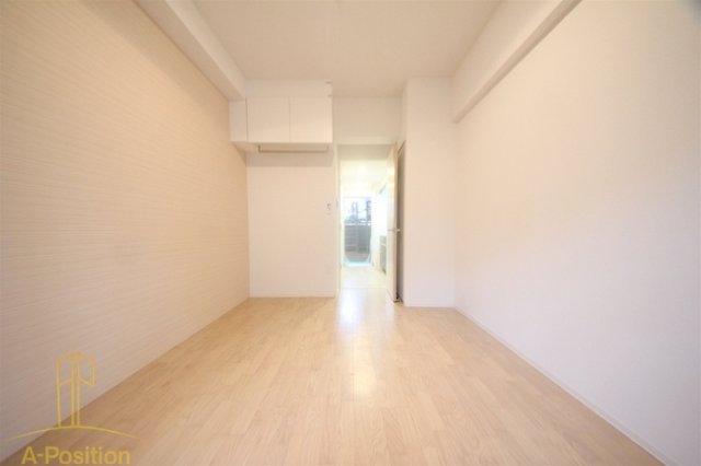 居室・リビング　セレニテ福島カルム