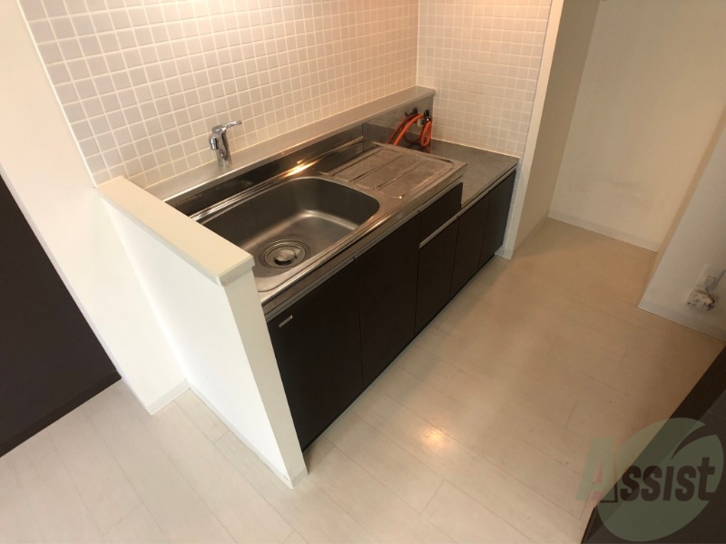 キッチン　こちらはキッチン。調理スペースもあり使いやすそうです。