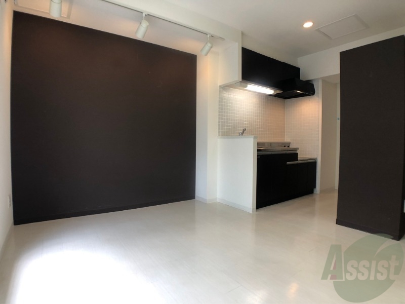 居室・リビング　広くてキレイなお部屋が広がっていて、充実した生活が送れそう。