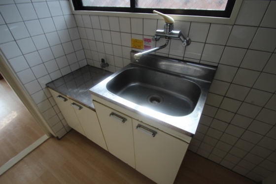 キッチン　※別部屋の写真です