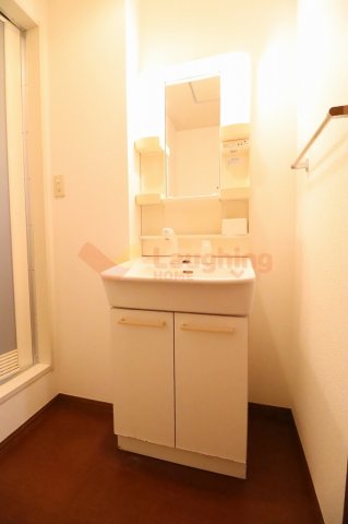 洗面設備　忙しい朝には欠かせない洗面所です