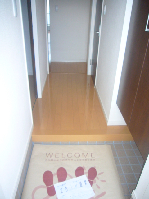 玄関　下駄箱のある玄関