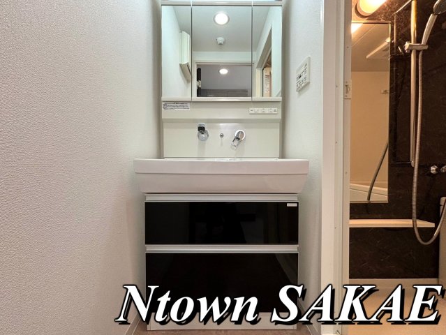 洗面設備　朝の身支度には欠かせない独立洗面化粧台