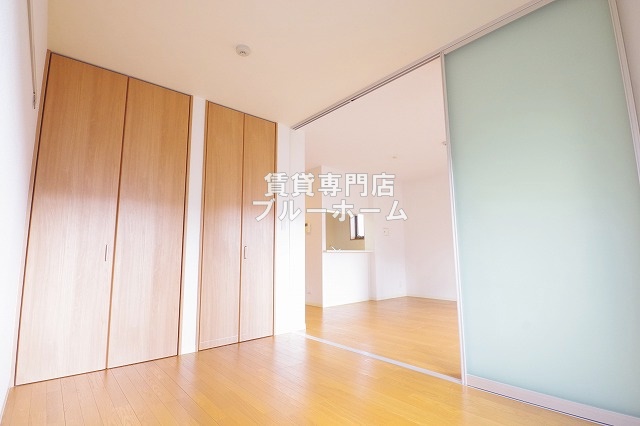 その他　5.2帖のゆとりのある洋室！