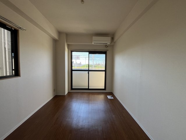 居室・リビング　フローラ山王