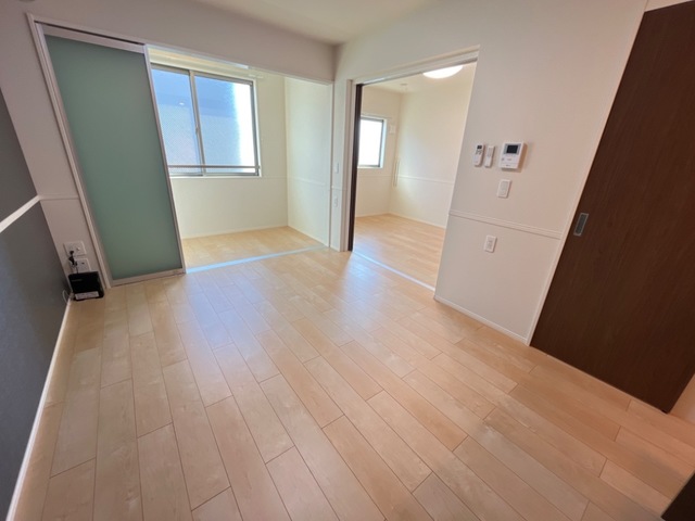 居室・リビング　イメージです。配色に違いあり