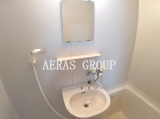 洗面設備　別部屋参考。